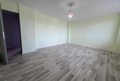 Apartament cu 2 camere decomandat în Gojdu - 2