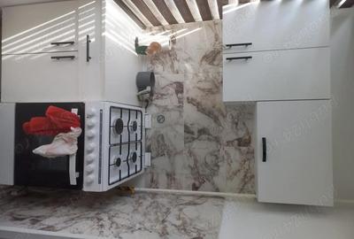 Apartament cu 3 camere decomandat în Central - 2