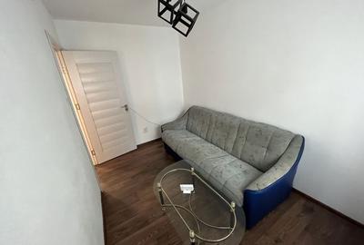Apartament cu 3 camere nedecomandat în Micro 6 - 1