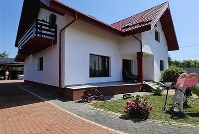 VILA DE VANZARE IN STATIUNEA BALNEOCLIMATERICA TG OCNA - 2