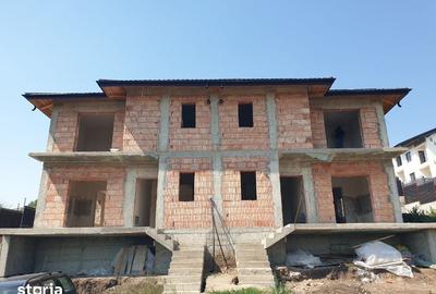 Casă cu 4 camere cu Teren 300 Mp în Valea Lupului - 1