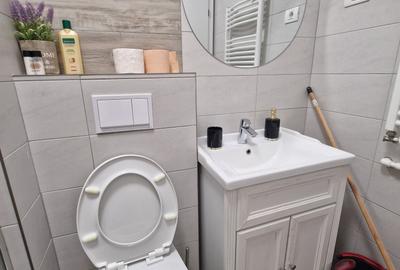 Statiunea Mamaia-2 Camere decomandate mobilat-utilat complet - 25