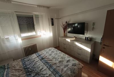 Apartament cu 3 camere decomandat, mobilat în Mihai Bravu - 2