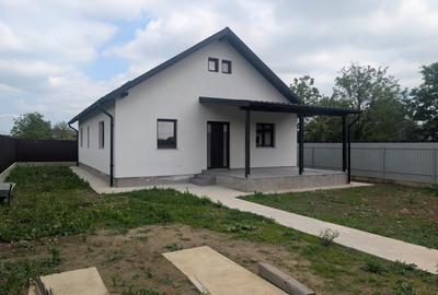 Casă individuală cu 4 camere cu Teren 350 Mp în Nord - 1