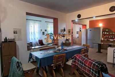 Casă cu 4 camere decomandat cu Teren 2300 Mp în Central - 6