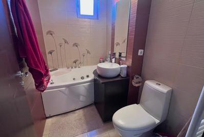 Apartament cu 4 camere de vanzare in zona Splaiul Crisanei - Oradea - 7