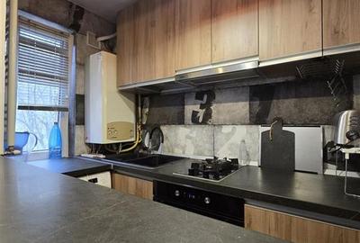 Apartament cu 3 camere semidecomandat în Podu Roș - 7