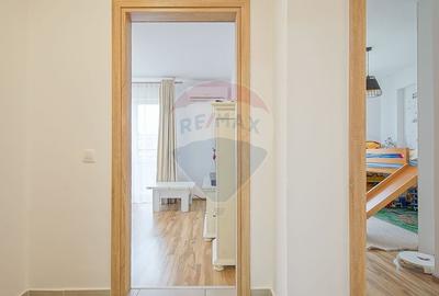 Apartament cu 3 camere decomandat în Tractorul - 9