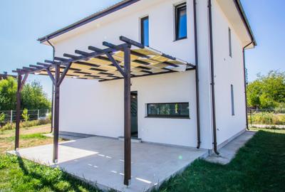 Vila verde disponibila, panouri, pompa de caldura, intretinere - 500ron/luna - 1