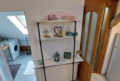 Apartament cu 3 camere, mobilat în Centrul Istoric - 2