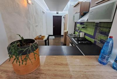 Apartament 3 camere, renovat, poziție retrasă (nu la bulevard) – Metrou 500 m - 25