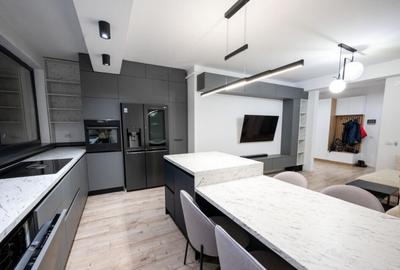 Apartament cu 3 camere decomandat în Central - 1