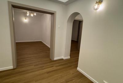 Apartament cu 5 camere decomandat în Primăverii - 15