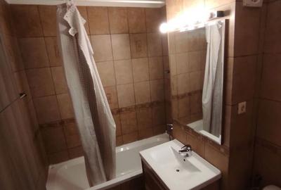 Apartament cu 3 camere decomandat în Dristor - 2