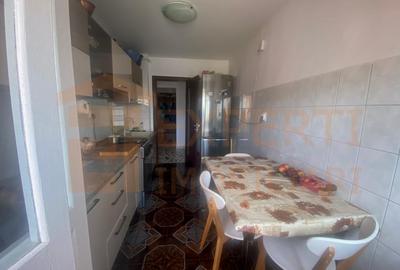 Apartament cu 3 camere decomandat, mobilat în ICIL
