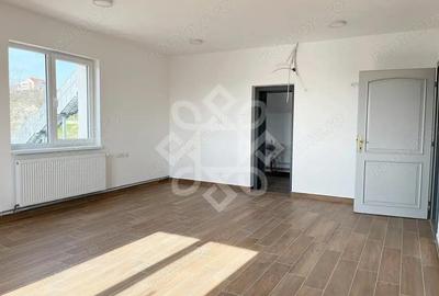 Spațiu comercial, de 318 mp, în Central - 1