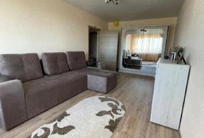 Apartament cu 2 camere semidecomandat în Podu Roș