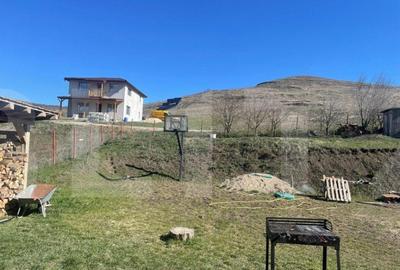 Casa cu 4 camere, 600 mp de teren, Campenesti - 3