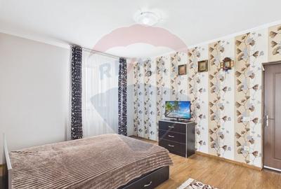 Apartament cu 3 camere decomandat, mobilat în Ulmi - 10