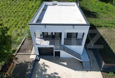 Pret redus 1 saptamana -Casa 4 camere, 200 mp, 1050 mp teren, zona Ciurbesti - 2
