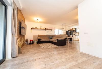 Casa 4 camere, semineu si terasa, cartier Izvor! - 5