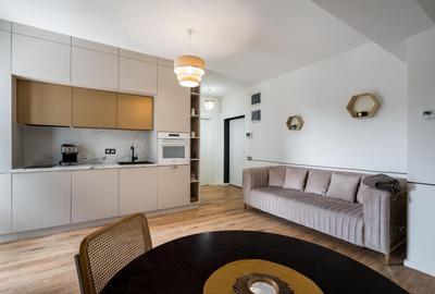 Apartament cu 3 camere semidecomandat, mobilat în Sisești