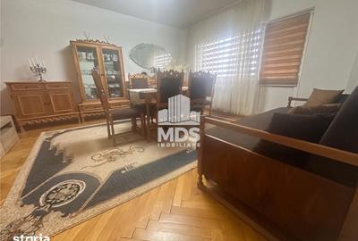 Apartament cu 3 camere decomandat, mobilat în Steaua