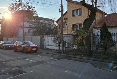 Casă cu 4 camere în Bucureștii Noi