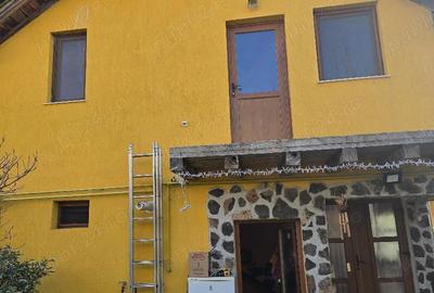 Vand vila P+M , zona Cantemir-Salca, constr 2014, , SC-194 mp, teren 270, gaz - 6