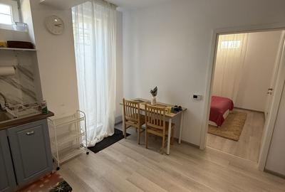 Apartament cu 2 camere decomandat în Central - 2