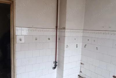 Vand apartament 3 camere Titu - I.C. Vissarion 45 - 3