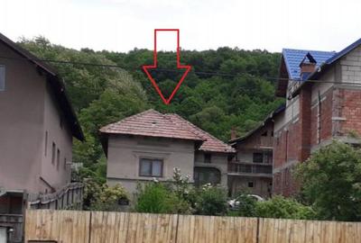 Casa si teren in Prislopu Mic, com. Bascov, jud. Arges - ... - 2