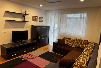 Apartament cu 2 camere semidecomandat în Calea Galați