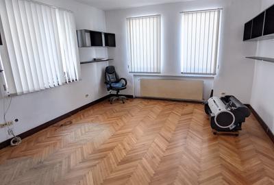 Spațiu de birou de închiriat, 35 mp, zona Horea - 1