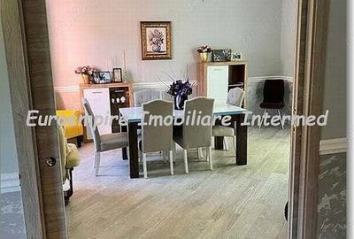 Vila 4 camere de inchiriat FALEZA NORD - 11