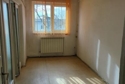 Apartament cu 3 camere decomandat în Micro 39 - 3