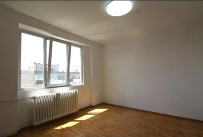 Tineretului Metrou, PIATA NORILOR ,TIMPURI Noi Amenajat,LIBER! - 9