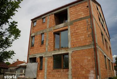 Spațiu comercial, de 458.2 mp, în Central - 5
