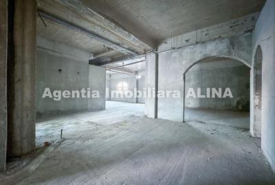 Spațiu comercial, de 2,500 mp, în 700 - 14