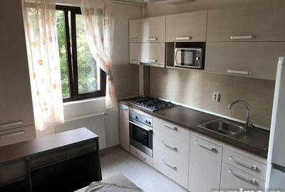 Apartament cu 2 camere decomandat în Panduri - 1