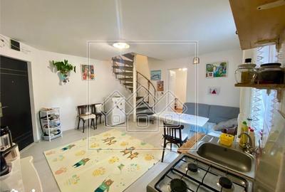 Apartament cu 3 camere decomandat în Cedonia - 13