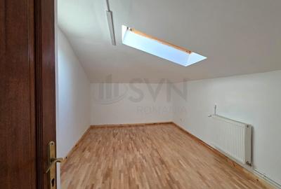 Casă individuală cu 8 camere cu Canalizare în P-ța Unirii - 8