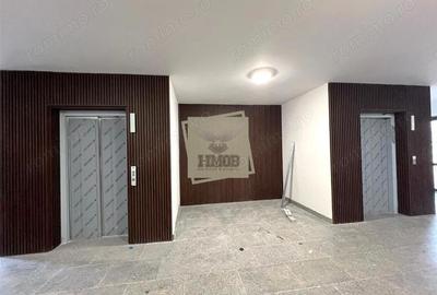 Spațiu comercial, de 60 mp, în Central - 7