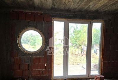 Casa la rosu, de vanzare, in Curtici, jud. Arad. - 3