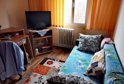 Apartament cu 4 camere semidecomandat în Berceni - 5