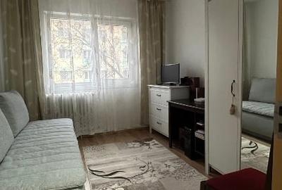 Apartament cu 3 camere în Micro III - 3