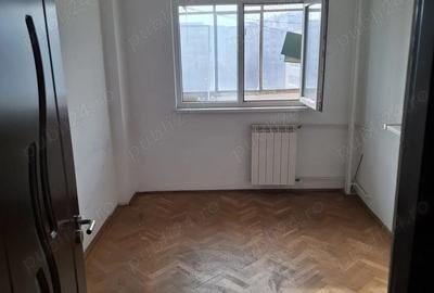 Apartament cu 3 camere semidecomandat în Sebastian - 2