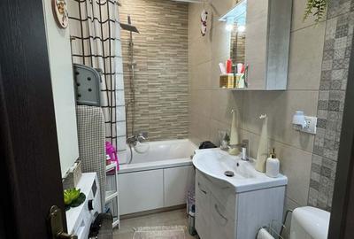 Apartament cu 3 camere decomandat în Doamna Ghica