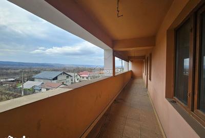 Spațiu comercial, de 380 mp, în Tătărani