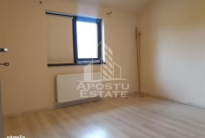Casă cu 4 camere în Central - 3